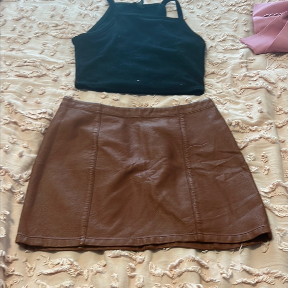 Forever 21 Rust Mini Pencil Skirt Casual Size Small